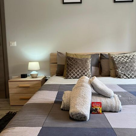 Casa Di Afi, Perfect For 4 - Kitchen - Parking - Netflix Apartment Арона Екстериор снимка