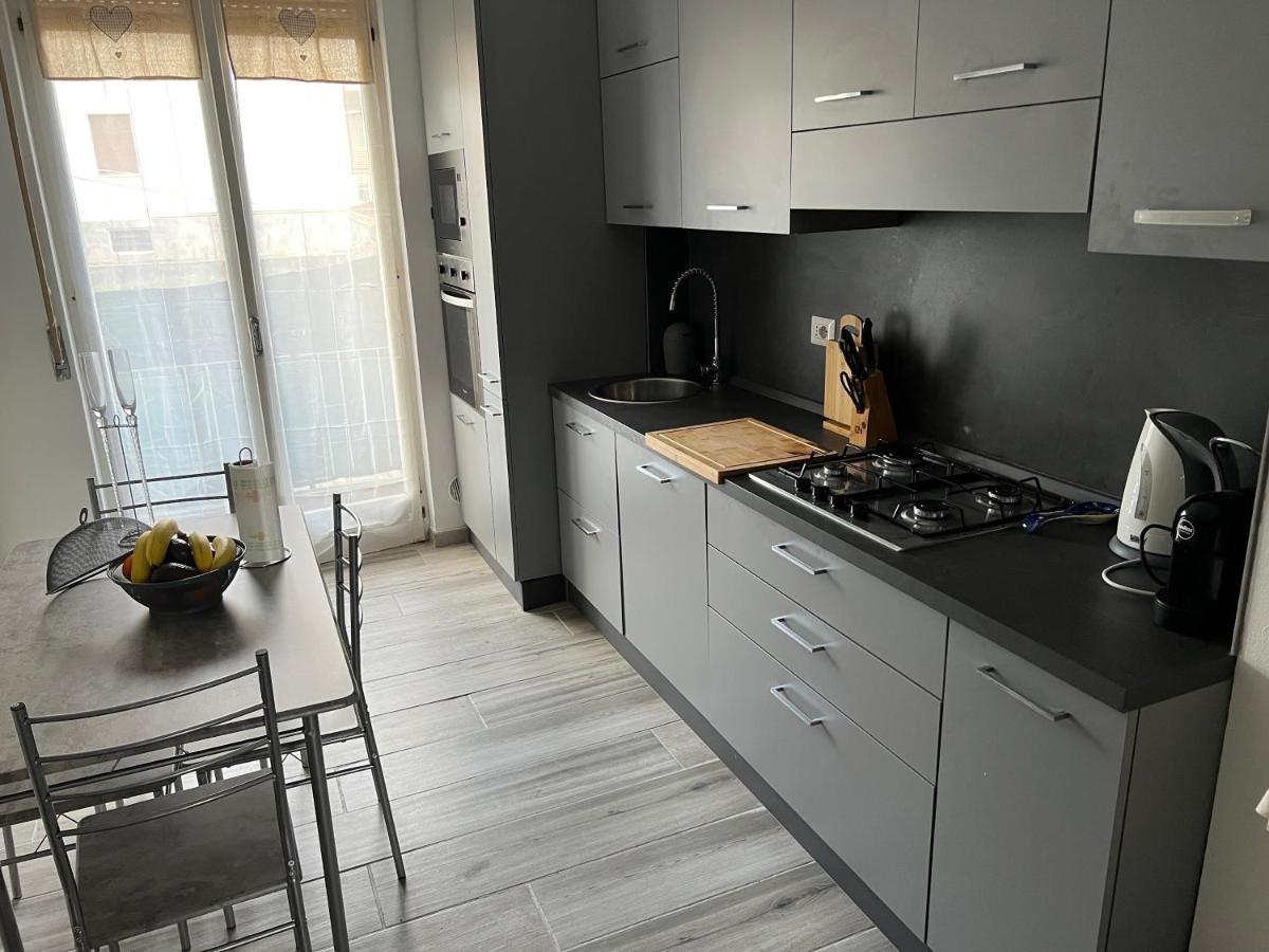 Casa Di Afi, Perfect For 4 - Kitchen - Parking - Netflix Apartment Арона Екстериор снимка