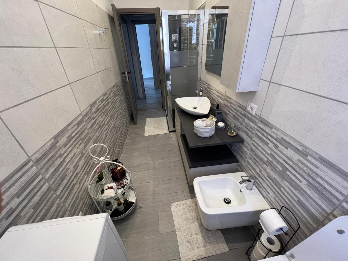 Casa Di Afi, Perfect For 4 - Kitchen - Parking - Netflix Apartment Арона Екстериор снимка
